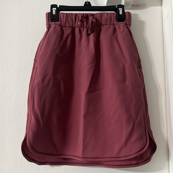 Lululemon Athletica Mauve A-Line Skirt - Picture 2 of 8